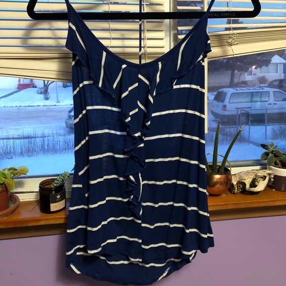 Backless Wet Seal top - Picture 2 of 2